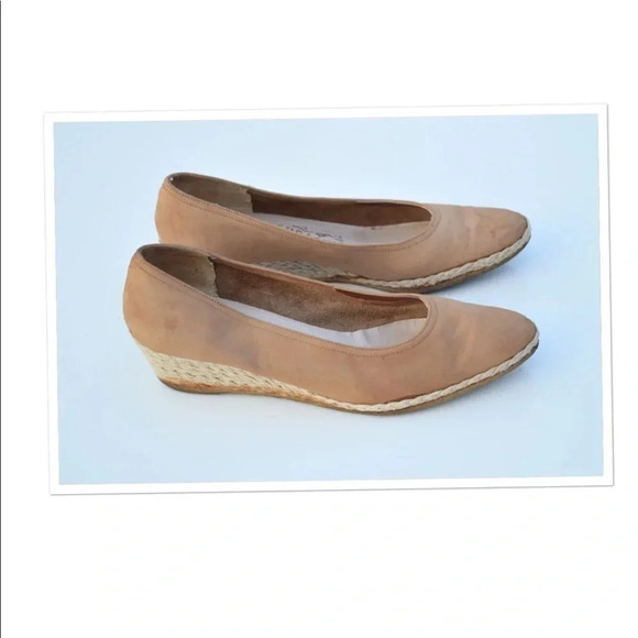 Salvatore Ferragamo low wedges - Picture 1 of 8